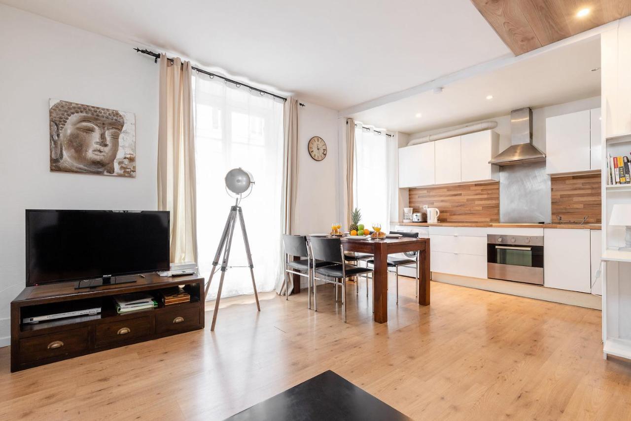 Rue Cler - Eiffel Tower City Apartment Parijs Buitenkant foto
